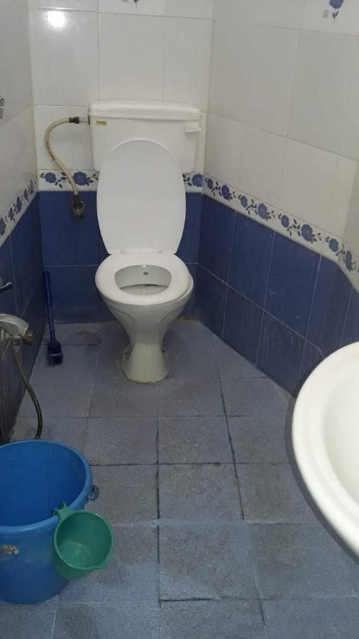 Valentine Hostel & Guest House Pondicherry Ngoại thất bức ảnh