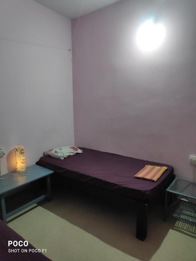 Valentine Hostel & Guest House Pondicherry Ngoại thất bức ảnh