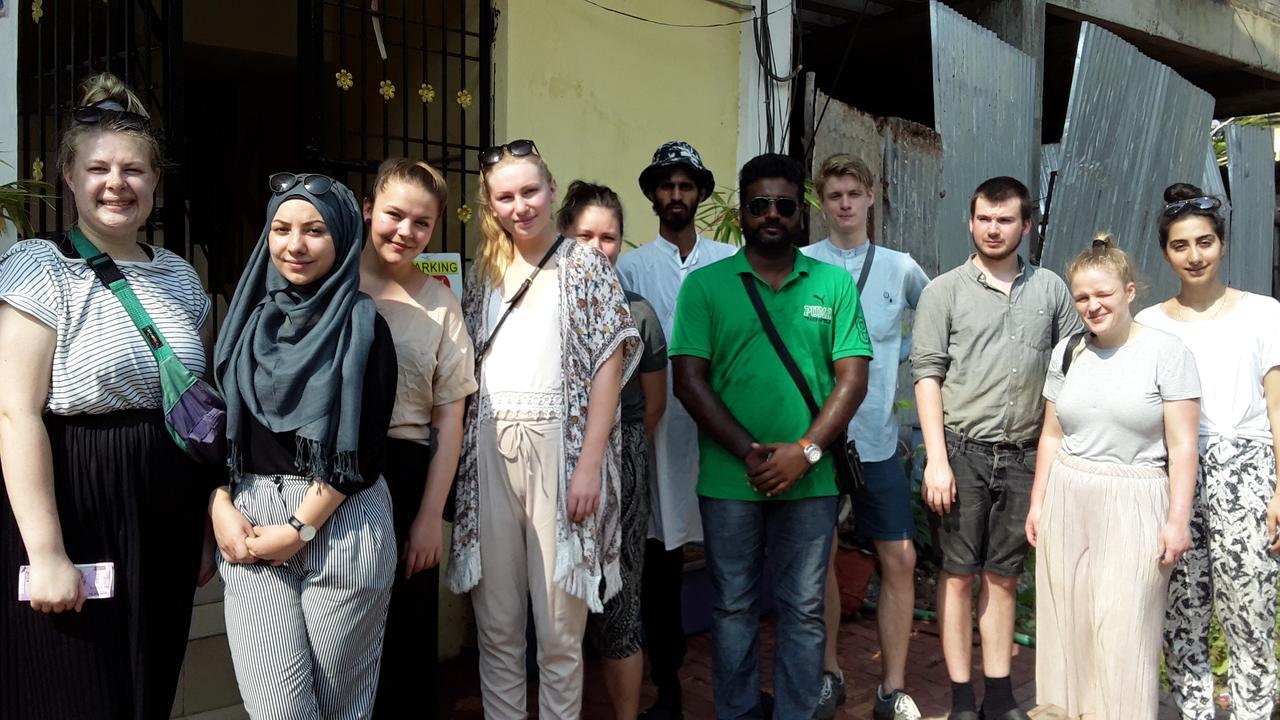 Valentine Hostel & Guest House Pondicherry Ngoại thất bức ảnh