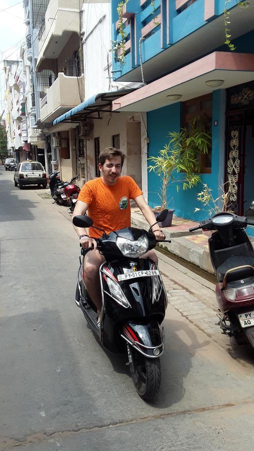 Valentine Hostel & Guest House Pondicherry Ngoại thất bức ảnh