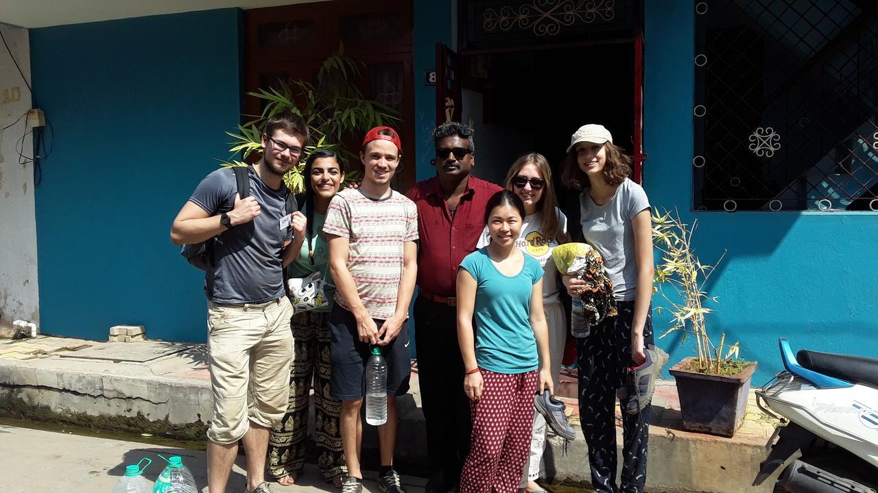 Valentine Hostel & Guest House Pondicherry Ngoại thất bức ảnh